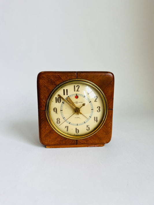 Carol Estes Personal Collection - Vintage GE Wood Clock (WORKS)